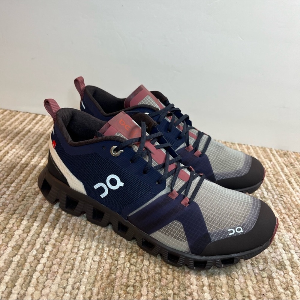 On Cloud x Shift Dark Cherry Size 6